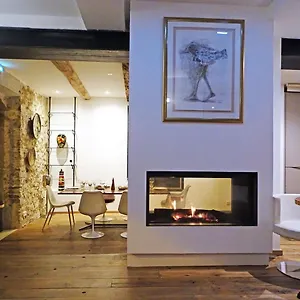 Demeure D'hotes Le Rocher Guest house Valbonne